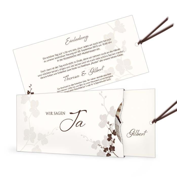 Florale Hochzeitseinladung in Cremeweiß als Einsteckkarte