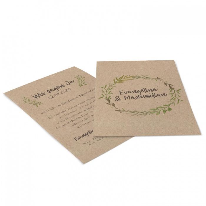 Hochzeitseinladung als Postkarte im Greenery Stil mit Blätterkranz