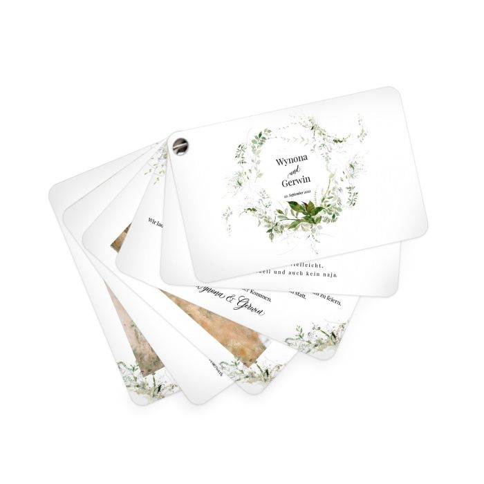 Greenery Hochzeitseinladung als Kartenfächer mit floralen Kranz
