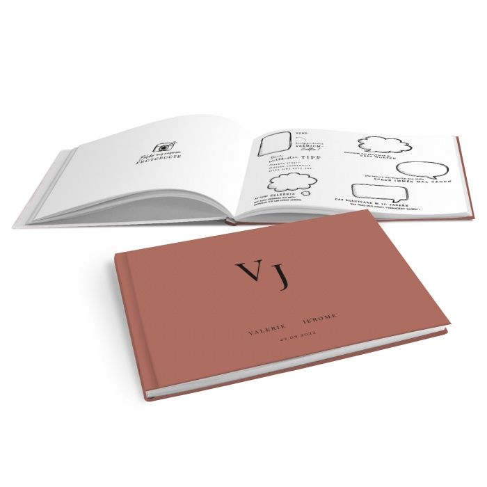 Modernes Gästebuch mit euren Initialen in Terrakotta