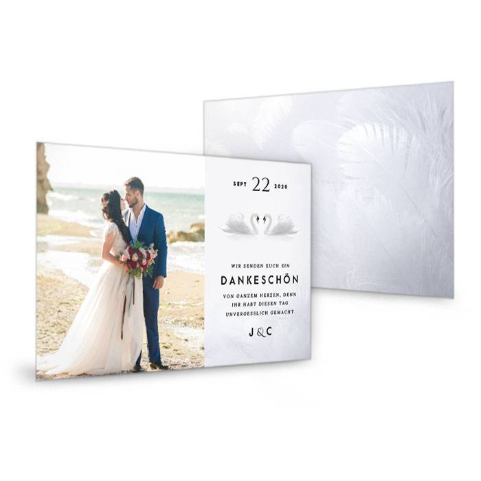 Hochzeitsdanksagung als Postkarte mit zarten Schwänen