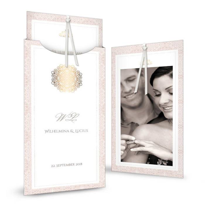 Einsteckkarte als Hochzeitseinladung in Rosé mit Goldornament