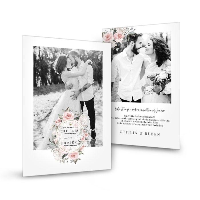 Romantische Hochzeitsdanksagung mit Fotos und Aquarellrosen in Rosa