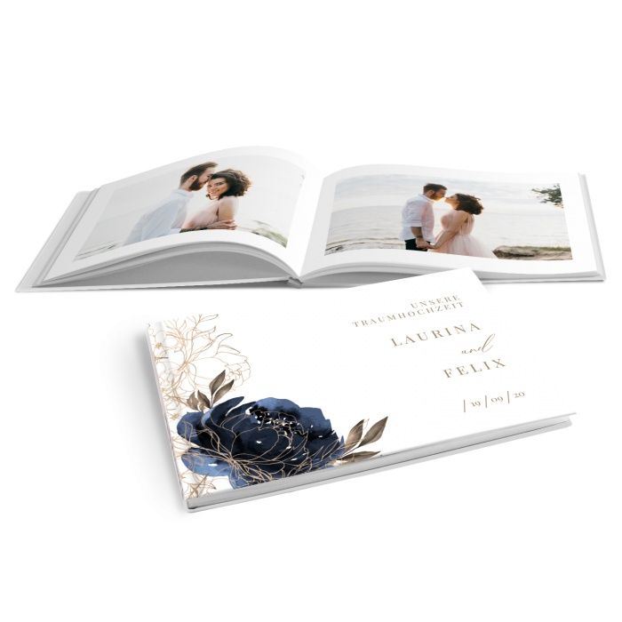 Romantisches Fotobuch zur Hochzeit blauer Aquarellrose