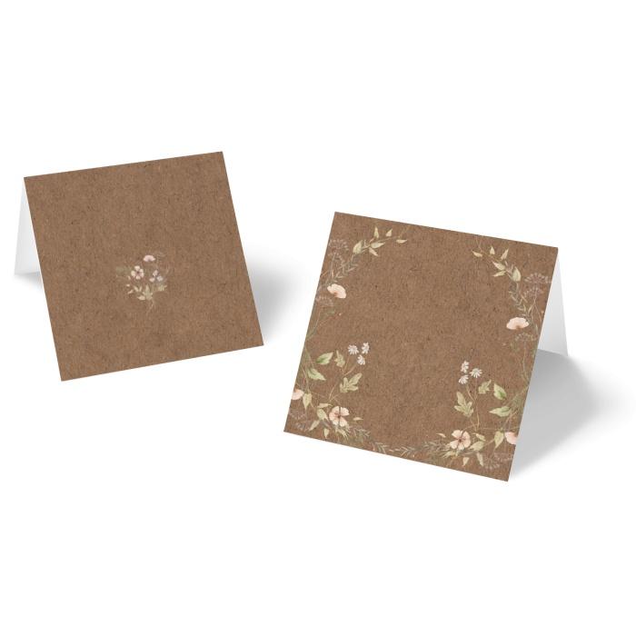 Tischkarten auf Kraftpapier zur Sommerhochzeit mit Wiesenblumen zum Beschriften