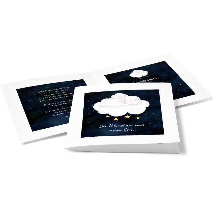 Trauerkarte mit kleinem Hasen auf der Wolke