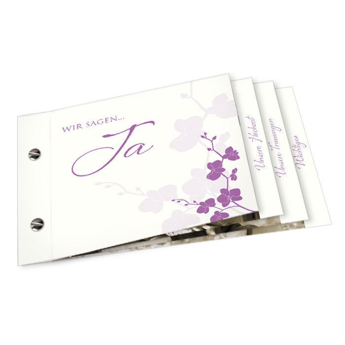 Einladung mit floralem Muster in Flieder als Booklet