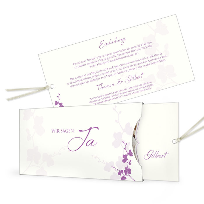 Einladung mit floralem Muster in Flieder als Einsteckkarte