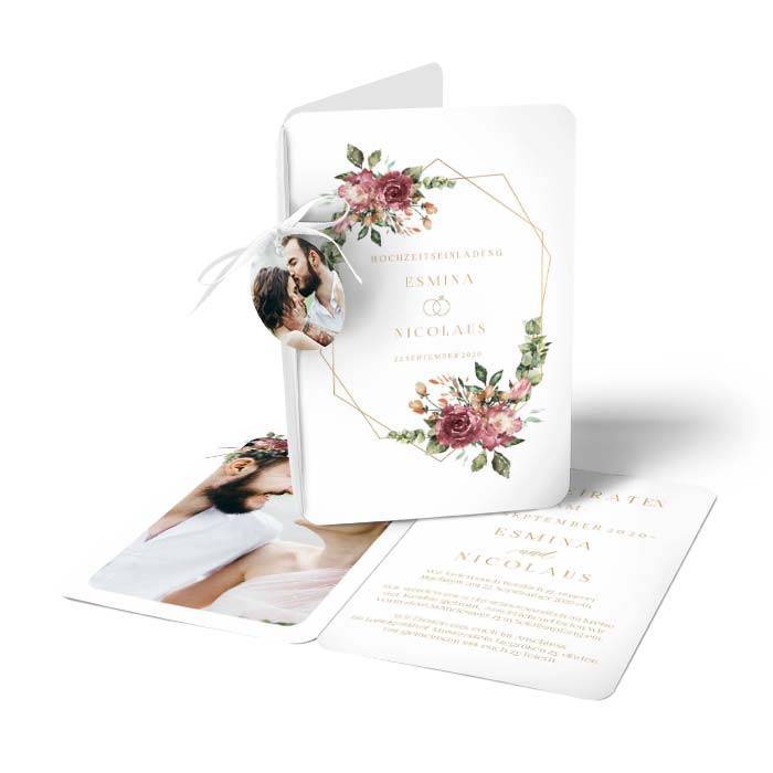 Florale Hochzeitseinladung mit Aquarell Rosen in Bordeaux und goldenem Rahmen - carinokarten
